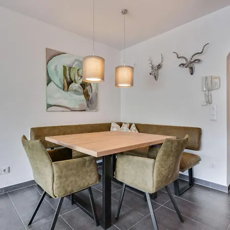 Luxurious Near Ski Area
